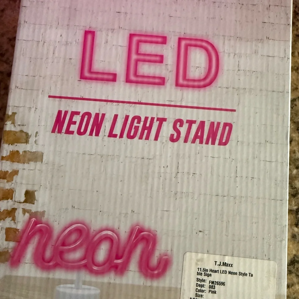 💗Pink {HEART} 11.5” LED Neon Light‎ Home Accent!